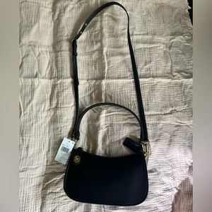 COPY - NWT Vintage Coach Small Swinger Bag